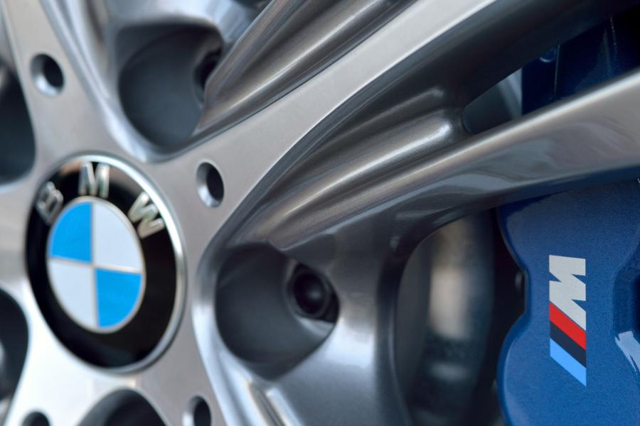  BMW 340i Sport Line 2015 года  (фото 6 из 47)